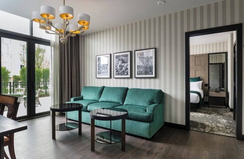 Ashwaubenon Hotel | Lodge Kohler