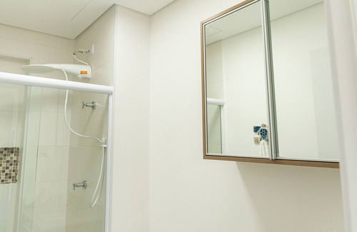 Pompeia Apartment | Loft à beira-mar na Praia José Menino, Santos/SP