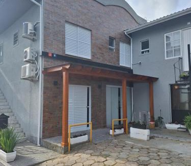 Costeira do Pirajubae House | Loft Aconchegante Apartamento Floripa 12 - Wi-fi 600Mb