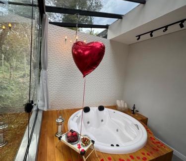 Carniel House | Loft com Hidromassagem