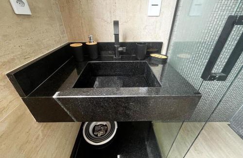 Gonzaga Apartment | Loft Executivo Moderno com Garagem - Coração do Gonzaga