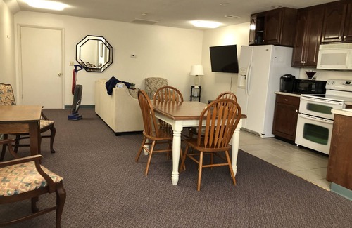 Scottsboro Apartment | "Loft in the Boro!" Perfect for One