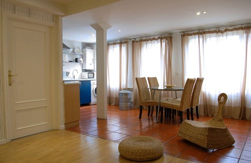 Desamparados Apartment | Loft in the center with free parking area