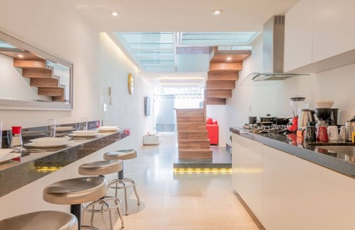 Durango Apartment | LOFT ULTRA Moderno y Minimalista | Cama KING Size