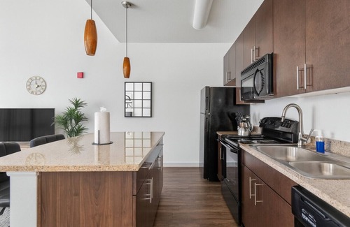 Five Points South Apartment | Lofted King Studio | Downtown Vibes