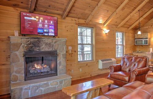 Millersburg House | Lofty Willows Treehouse by Amish Country Lodging