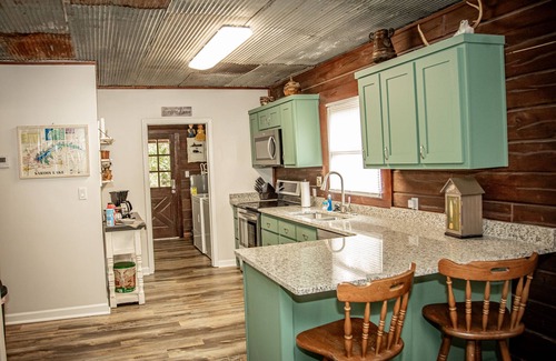 Oxford Cabin | Log Cabin at Sardis Lake