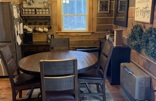 Rumney House | Log Cabin in the Woods