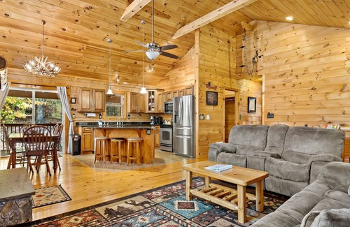 Mill Spring Cabin | Log Cabin Near Lake Lure, Chimney Rock, and Asheville!