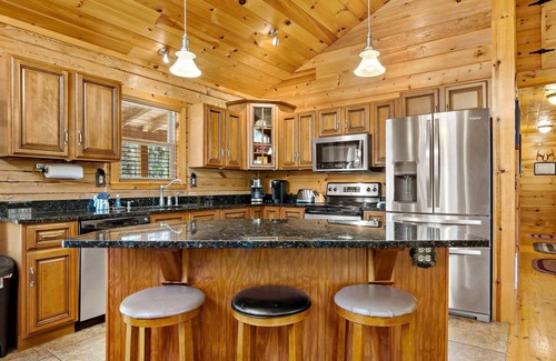 Mill Spring Cabin | Log Cabin Near Lake Lure, Chimney Rock, and Asheville!