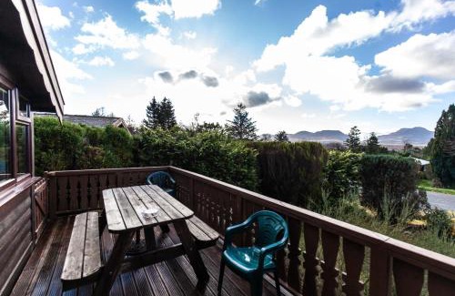 Bronaber House | Log Cabin nr Coed y brenin By Seren Short Stays