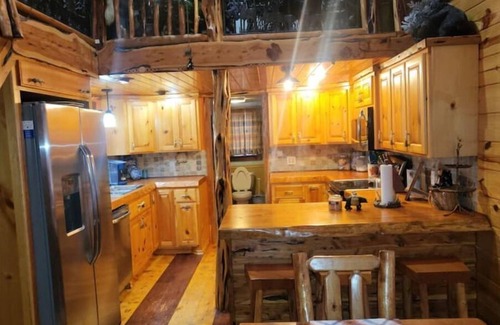 Saint Joe Cabin | Log cabin on 9 acres. Perfect for a winter retreat or summer trip to the river.