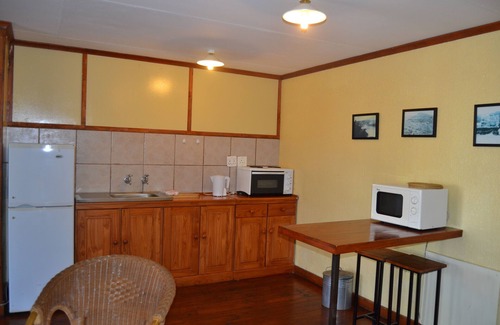 Graskop Cabin | Log Cabin & Settlers Village