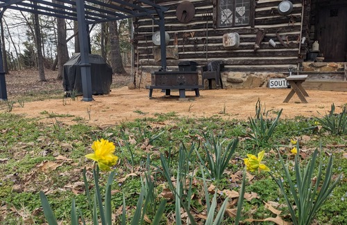 Bynum Cabin | Log Cabin with loft