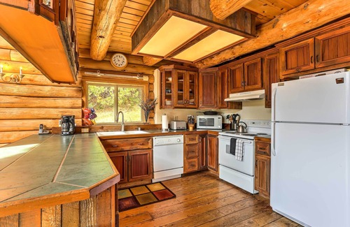 McCloud House | Log Home on 60 Private Acres By Mt Shasta Ski Park
