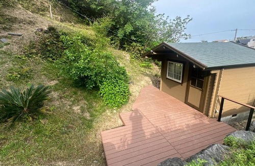 Shirahama Apartment | LOG HOUSE 白浜 -Shirahama- Dog run, hot springs, BBQ, and sauna! PET OK