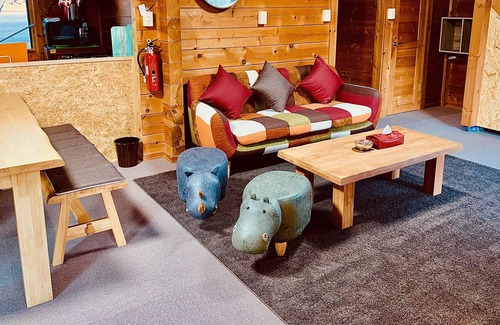 Shiraoi House | Log house in the forest Tommy Car required Shiraoi