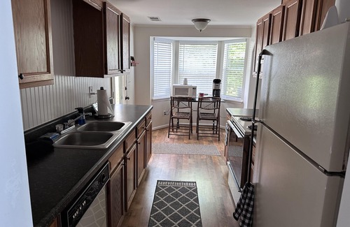 Talladega House | Logan Martin Lake- 3/2 waterfront home with breathtaking views and calm waters