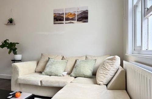 Canonbury Apartment | London Luxe Escape