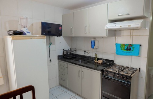 Praia do Morro Apartment | LONDRES 201 BUILDING, 2 bedroom apartment, 1 garage, air conditioning in the suite, 200m from MORRO BEACH.