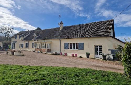 Saint-Aubin-les-Forges House | Longère au cœur des Bertranges