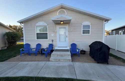 West End House | Long-term two bedroom basement rental in Billings