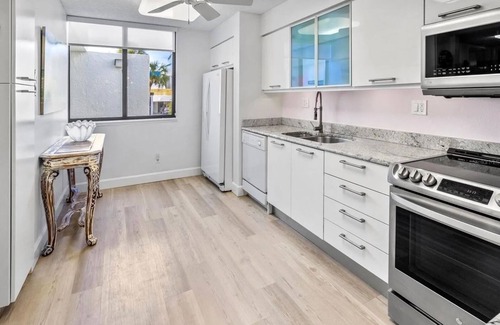 Longboat Key Condo | Longboat Key Private Beach Access Condo