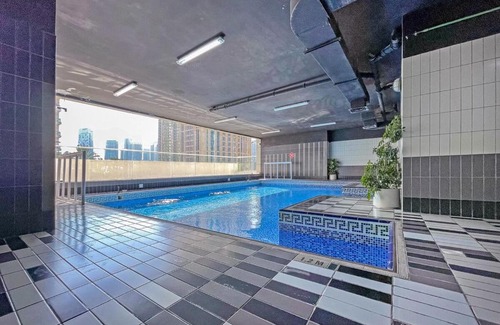 Trade Centre 1 Apartment | Look at me I'm cool & central