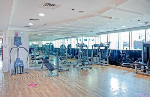 Trade Centre 1 Apartment | Look at me I'm cool & central