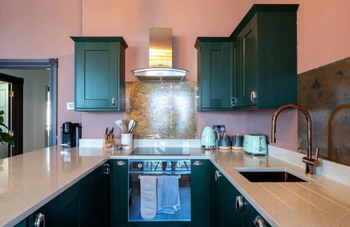 Herne Bay Apartment | Lookout by the Bay