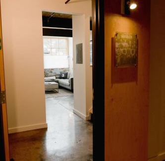 Dalton Apartment | Loom Room Retreat