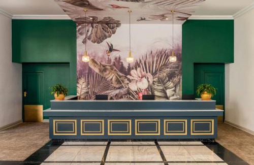 Heldervue Hotel | Lord Charles Hotel, Somerset West, a Tribute Portfolio Hotel