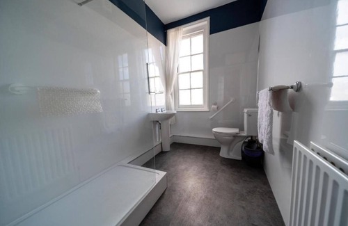 Lowestoft Hotel | Lord Kitcheners Guest House