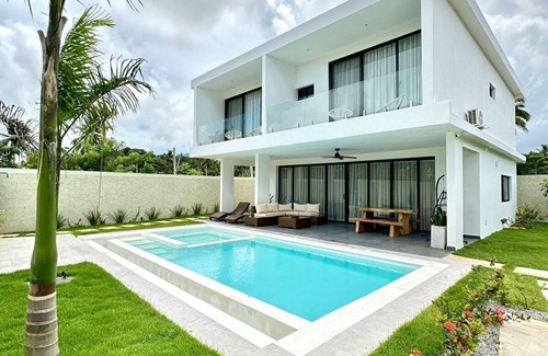 La Ceiba House | Los Cacaos by GC. A 3-bedroom house in lovely Las Terrenas with WiFi, AC