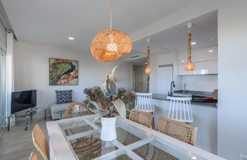 Ayamonte Apartment | Los Camaleones by Ĥ - Playa de los Haraganes HLHC1201P28