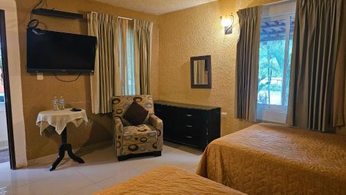 Uayamon Hotel | Los Cedros Uayamon