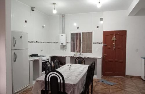 Reyes House | Los Hermanos Fernández