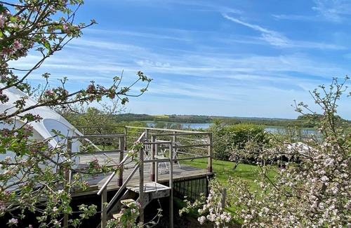 Longdon Cabin | Lotus Belle Tent With Private Deck, BBQ Garden And Hammock Overlooking Rutland Water