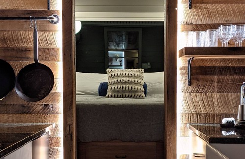 Boulder Creek Cottage | Lotus Tiny Home at The Eyries - Escape, Awe, Inspiration