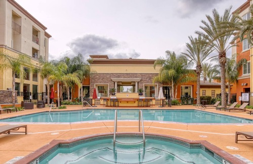 Edenvale Apartment | Lovely 1BR in South San Jose, Gym + Pool