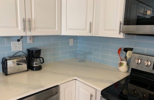 Ortona Park Condo | Lovely 2 Bdr/2 Bath Condo on the beach