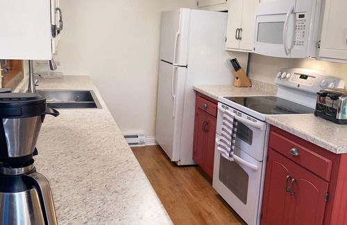 Egg Harbor Condo | Lovely 2 bdrm 2 ba condo with awesome view of Egg Harbor short walk to downtown