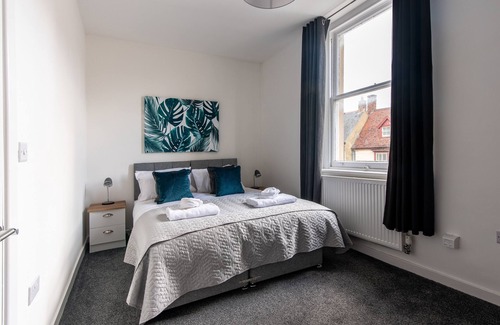 Thrapston Apartment | Lovely 2 Bed Apartment in Northamptonshire