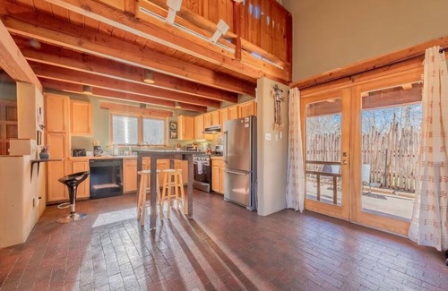 Taos House | Lovely Adobe Home With Private Hot Tub