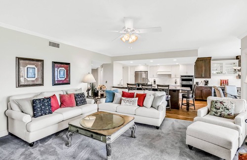 Fernandina Beach Condo | Lovely Amelia Island Condo with pool, W/D & central AC