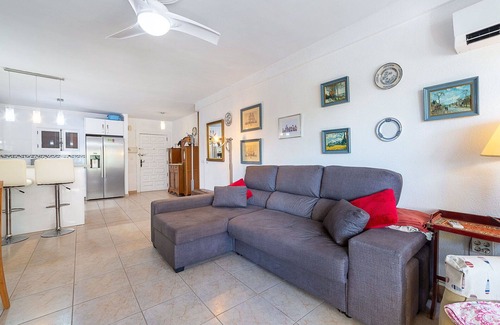 Aguadulce Apartment | Lovely apartment for 6 people with A/C, WIFI, TV, terrace and pets allowed