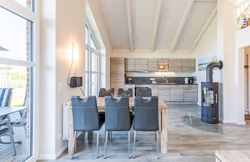 Dagebuell House | Lovely apartment in villa for 4 people with WIFI, TV, terrace and pets allowed