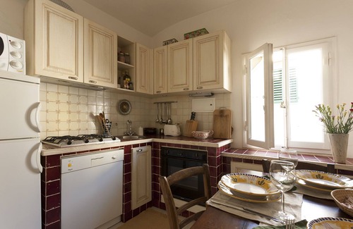 Oltrarno Apartment | Lovely Apt. W/Grand Piano in Oltrarno near Pitti Palace