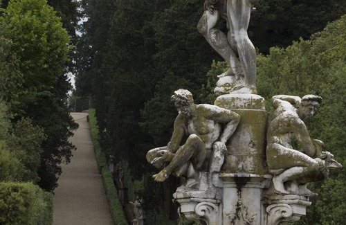 Oltrarno Apartment | Lovely Apt. W/Grand Piano in Oltrarno near Pitti Palace