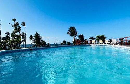 Las Terrenas Apartment | Lovely Beachfront 2 bedrooms condo with 2 pools